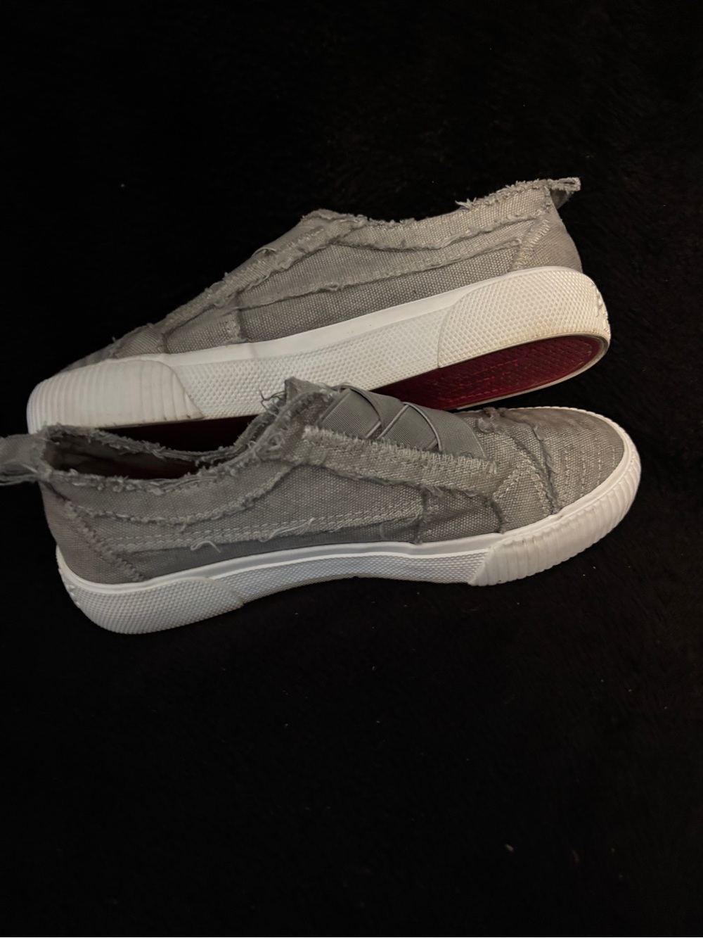 Kids Slip-On Frayed Canvas Sneakers in Gray